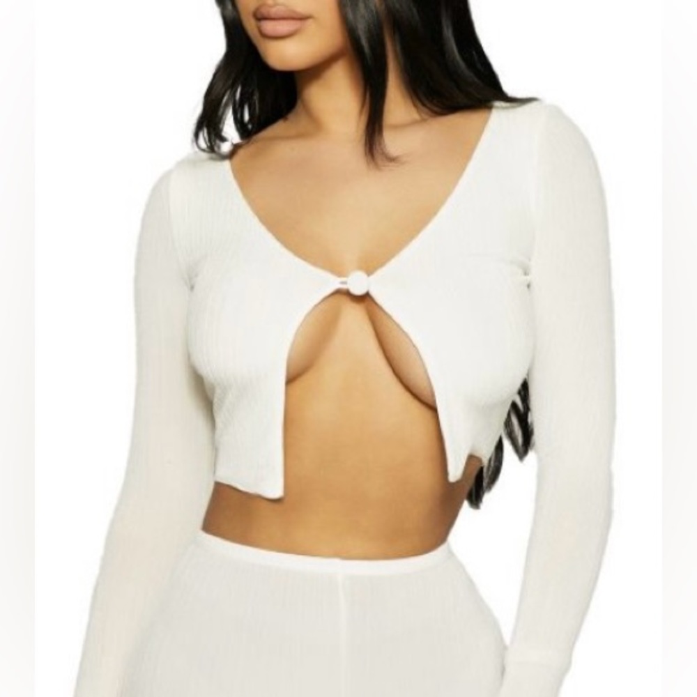 Naked wardrobe push my button top